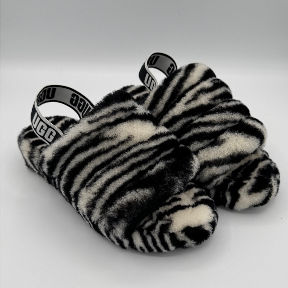 UGG Fluff Yeah Slide in Zebra 🦓